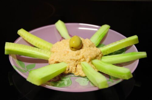 What do I eat in July? Hummus with raw vegetables.