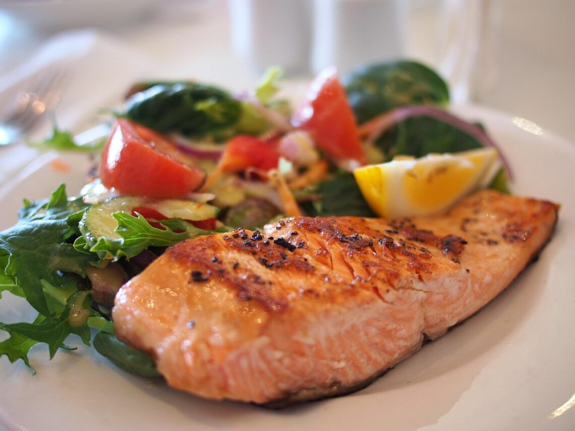 What I eat in June: fresh salad and salmon